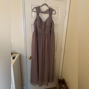 Azazie Raine NEVER WORN TAGS ON
Dress Color: Dusk      
Size A20 :